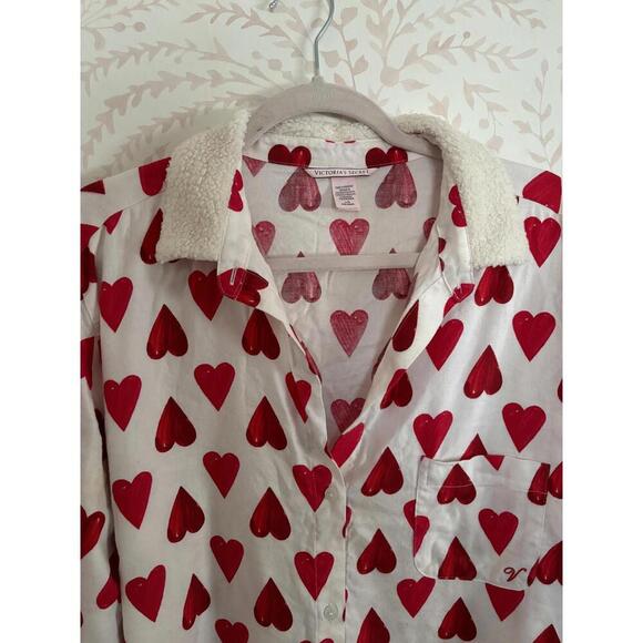 Victoria's Secret Heart Print Button-Up Sherpa Lined PJ Set - Picture 3 of 8